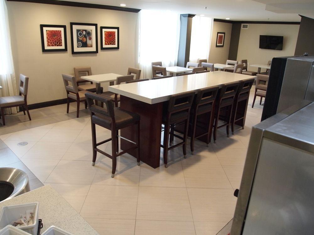 Best Western Ft Lauderdale I-95 Hotel 3*
